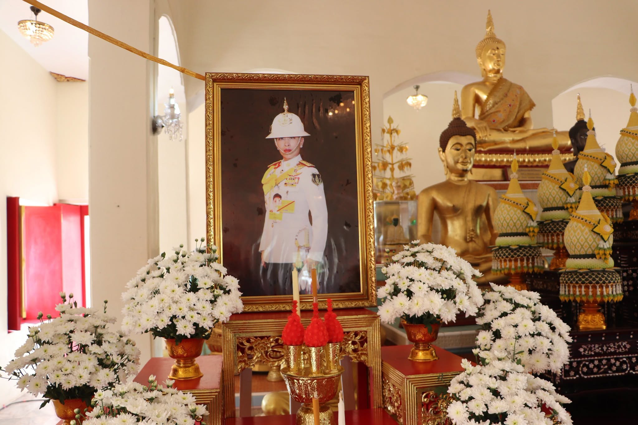 title - ส.ป.ก.ยโสธร ร่วมพิธีบำเพ็ญกุศลและทำบุญตักบาตร ครบ 50 วัน (ปัญญาสมวาร) ถวายเป็นพระกุศลแด่ สมเด็จพระเจ้าลูกเธอ เจ้าฟ้าพัชรกิติยาภา นเรนทิราเทพยวดี กรมหลวงราชสาริณีสิริพัชร มหาวัชรราชธิดา ณ พระอุโบสถ วัดศรีธรรมมาราม (พระอารามหลวง)